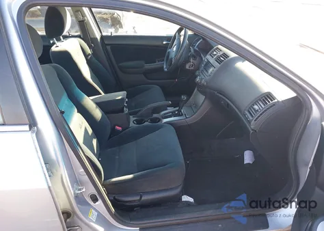 2005 Honda Accord 2.4 Ex from USA, damaged, VIN 1HGCM56775A186402